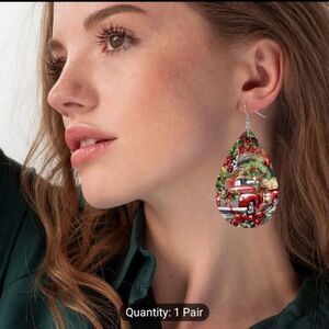 Earrings Christmas Red truck teardrop faux leather new e66‎
